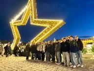 Am Dienstag, den 9. Dezember 2025, abends war es endlich soweit: nach beinahe 50 Stunden Anreise mit Fähre und Zügen kam eine Gruppe finnischer Schüler:innen mit ihren Lehrer:innen in Horn an.