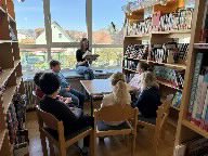 Besuch der Volksschulkinder in der Schulbibliothek